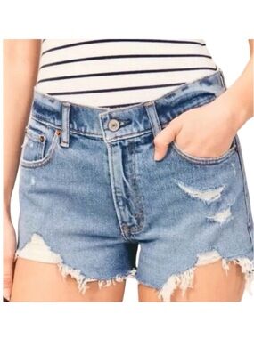 Abercrombie and Fitch The Mom Short Mid Rise Denim Cutoff Distressed Size 31/12